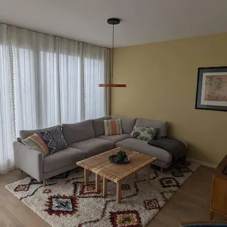 Your Base For Midterm Stays, Apartment *