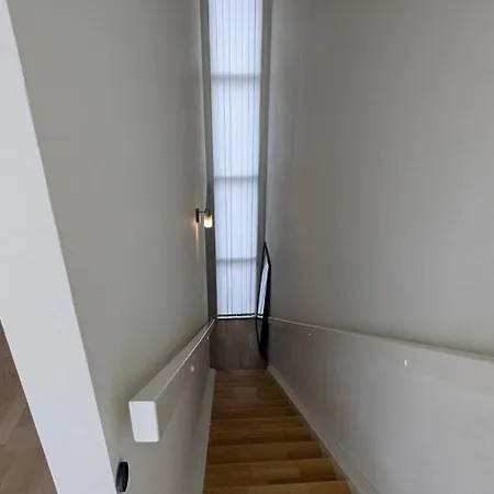 Your Base For Midterm Stays, Apartment *